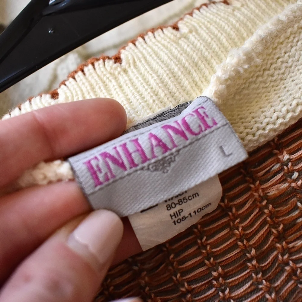 L- Enhance Vintage Floral Warm Cotton Australian Cardigan‎